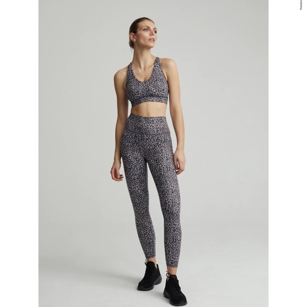 VARLEY let’s move high Rise legging leopard print size large